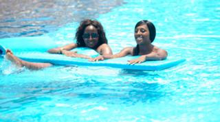 Alexandra Burke feet photo 14