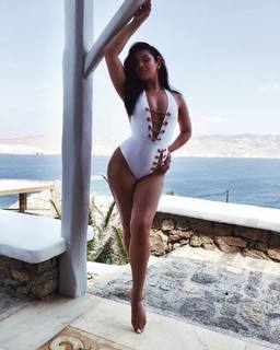 Alexandra Cane feet photo 11