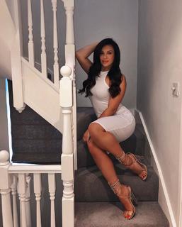 Alexandra Cane feet photo 3