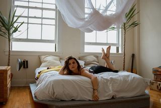 Alexandra Chando feet photo 3
