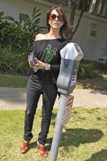 Alexandra Chando feet photo 11