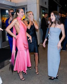 Alexandra Cooper feet photo thumbnail