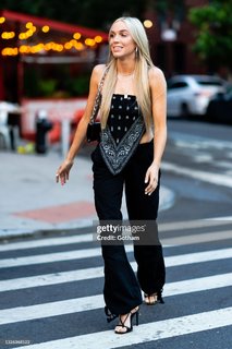 Alexandra Cooper feet photo thumbnail