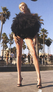 Alexandra Cooper feet photo thumbnail