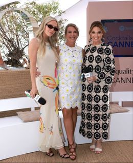 Alexandra Cooper feet photo thumbnail