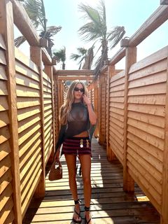 Alexandra Cooper feet photo thumbnail