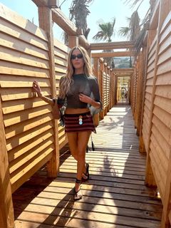 Alexandra Cooper feet photo thumbnail