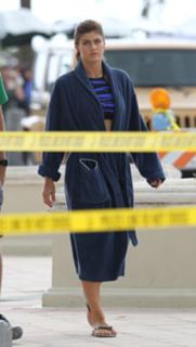 Alexandra Daddario feet photo thumbnail