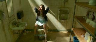 Alexandra Daddario feet photo thumbnail