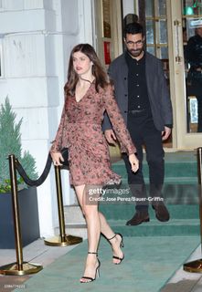 Alexandra Daddario feet photo 7
