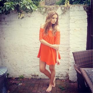 Alexandra Felstead feet photo 12