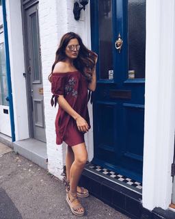 Alexandra Felstead feet photo 9