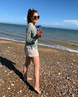 Alexandra Felstead feet photo 14