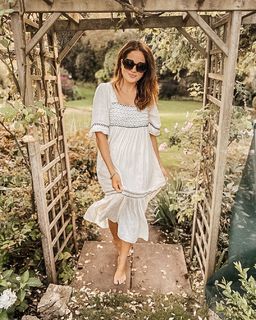 Alexandra Felstead feet photo 12