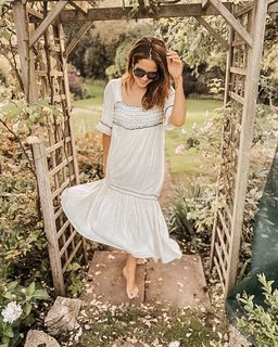 Alexandra Felstead feet photo 11