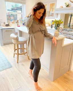 Alexandra Felstead feet photo 19