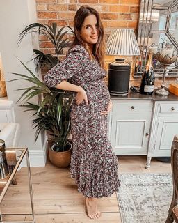 Alexandra Felstead feet photo 18