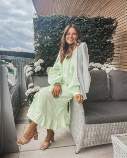Alexandra Felstead feet photo 3