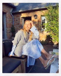 Alexandra Golovanoff feet photo 17