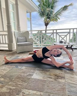 Alexandra Golovanoff feet photo 17