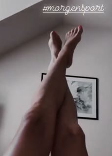 Alexandra Kamp-Groeneveld feet photo 11