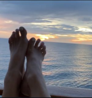 Alexandra Kamp-Groeneveld feet photo 3