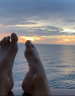 Alexandra Kamp-Groeneveld feet photo 1
