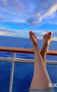 Alexandra Kamp-Groeneveld feet photo 5