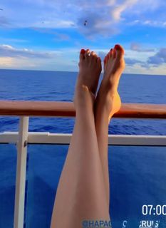 Alexandra Kamp-Groeneveld feet photo 3
