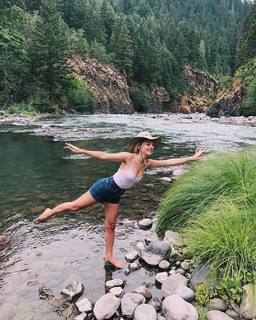 Alexandra Kyle feet photo 14