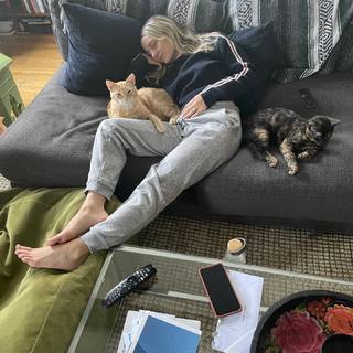 Alexandra Kyle feet photo 17