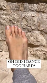 Alexandra Kyle feet photo 5