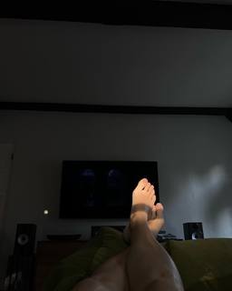 Alexandra Kyle feet photo 20