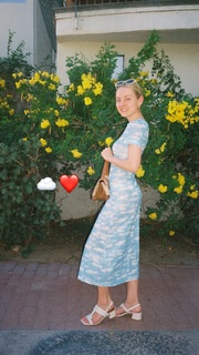 Alexandra Kyle feet photo 1