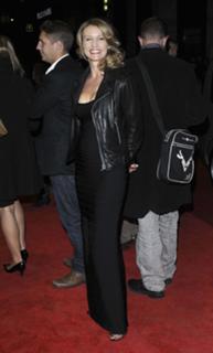 Alexandra Lamy feet photo thumbnail