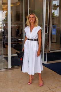 Alexandra Lamy feet photo thumbnail