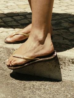Alexandra Maria Lara feet photo thumbnail