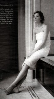 Alexandra Maria Lara feet photo thumbnail