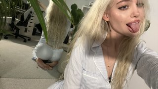 Alexandra Marianna feet photo 18