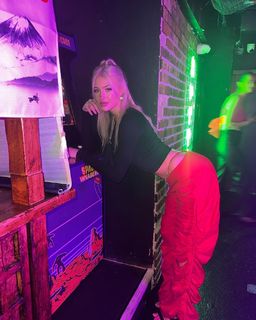 Alexandra Marianna feet photo 17