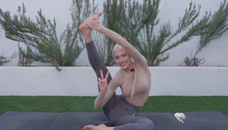 Alexandra Marianna feet photo 8