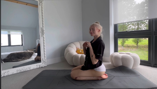 Alexandra Marianna feet photo 7