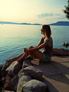 Alexandra Nagy feet photo 1
