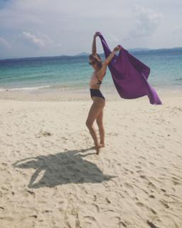 Alexandra Nagy feet photo 9