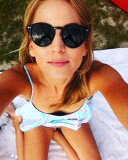 Alexandra Nagy feet photo 4
