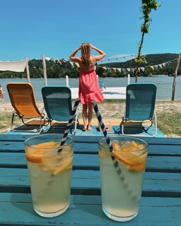 Alexandra Nagy feet photo 12