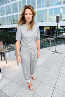 Alexandra Neldel feet photo thumbnail
