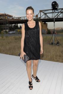 Alexandra Neldel feet photo thumbnail