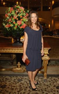 Alexandra Neldel feet photo thumbnail