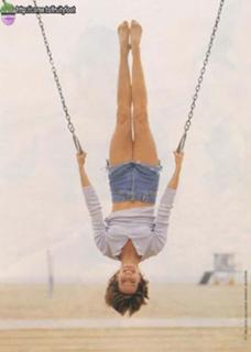 Alexandra Paul feet photo thumbnail